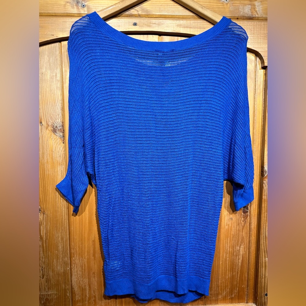 Express Relaxed Fit Cut Out Design Blouse in Bright Blue Women’s Medium - Picture 9 of 9